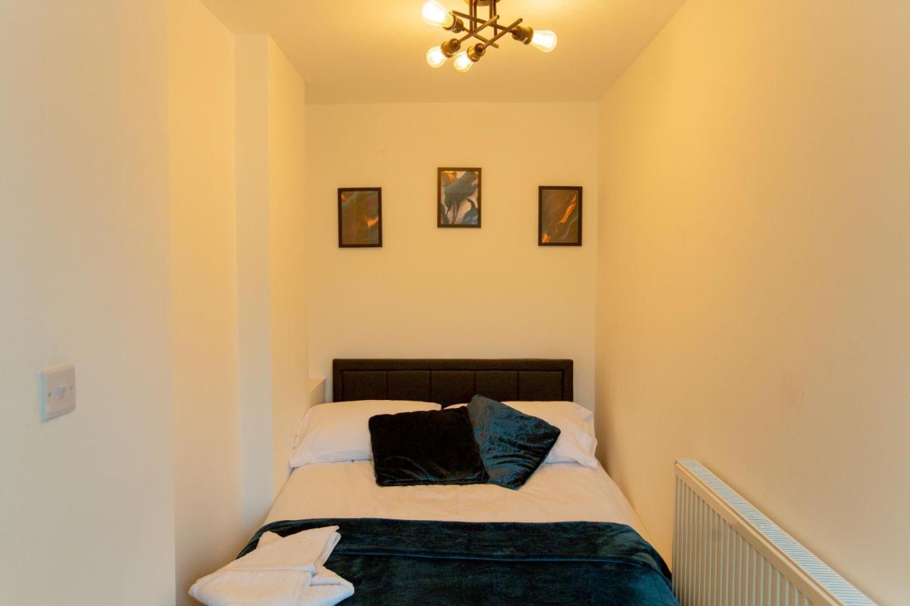 Cityhost - Leeds Apartments Beeston Hill Exterior photo